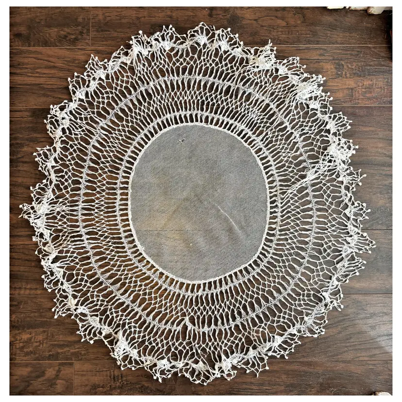 Centerpiece Handmade Hairpin Doily Crochet Lace Shabby Décor Cottage Core 27” Vintage
