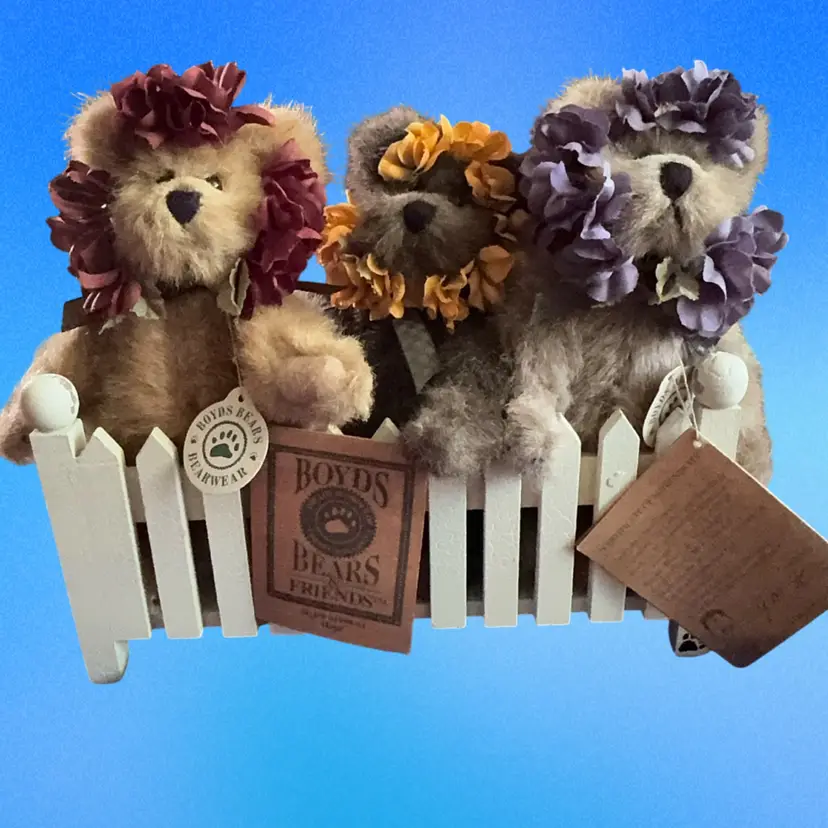Boyd's Bears 3 Plush Jointed Bears In Pickett Fence