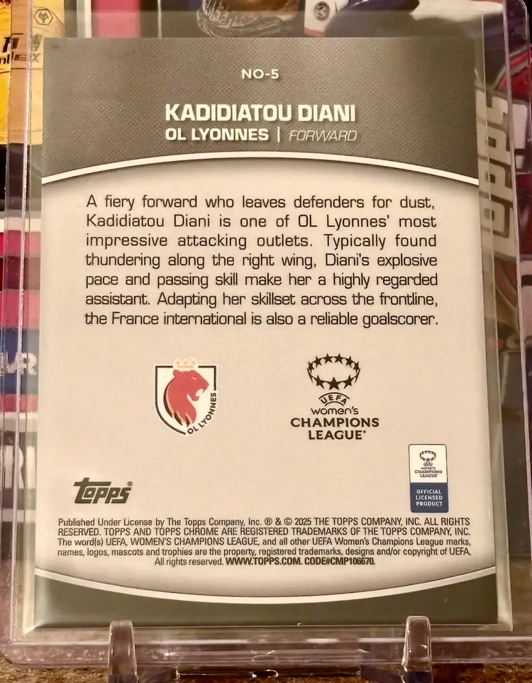 Kadidatou Diani 2024/25 Topps Chrome UWCL Noble One Case Hit Lyon France Soccer Card