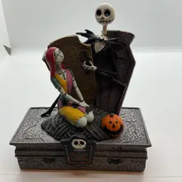 Nightmare Before Christmas Paperweight Statue Figure jack + Sally Halloween