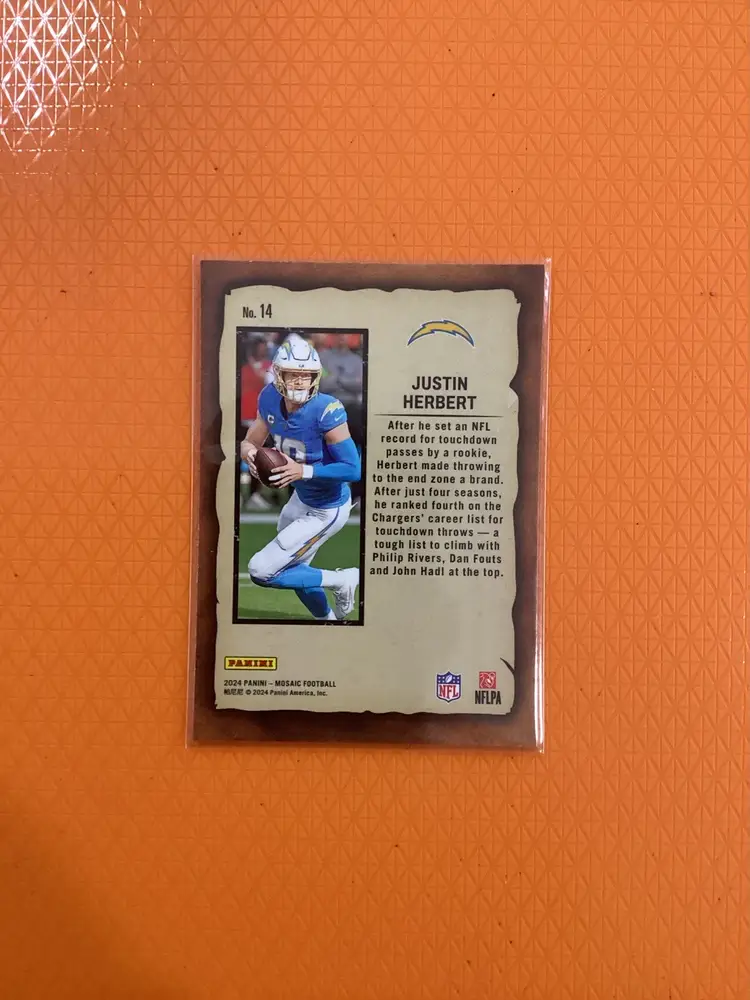 2024 Panini Mosaic Notoriety #14 Justin Herbert - Chargers