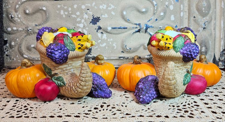Pair Harvest Time Thanksgiving Cornucopia Taper Candle Holders PartyLite P7370