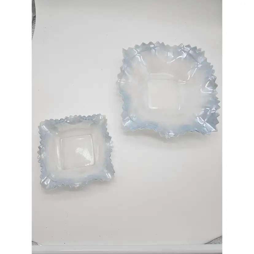Vtg Milkglass Blue Lusterware Sawtooth Edge Diamond Cut Trinket Candy Dishes Set Of Two