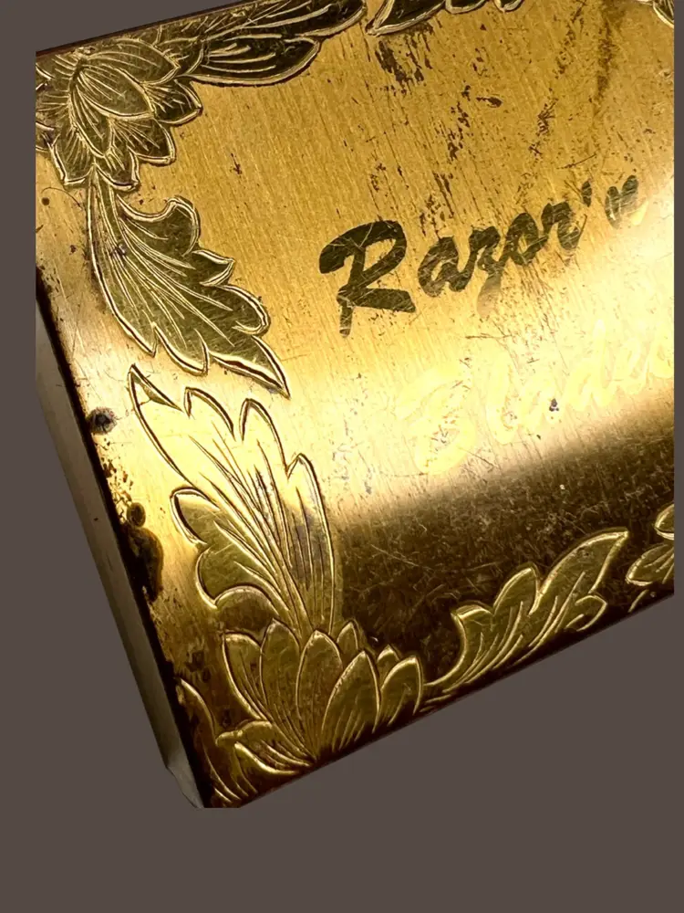 Vintage Gold-tone Razor ‘n Blades with Mirror Brass Carry Case. Empty Case. Designed for Gillette Shaving Kit.