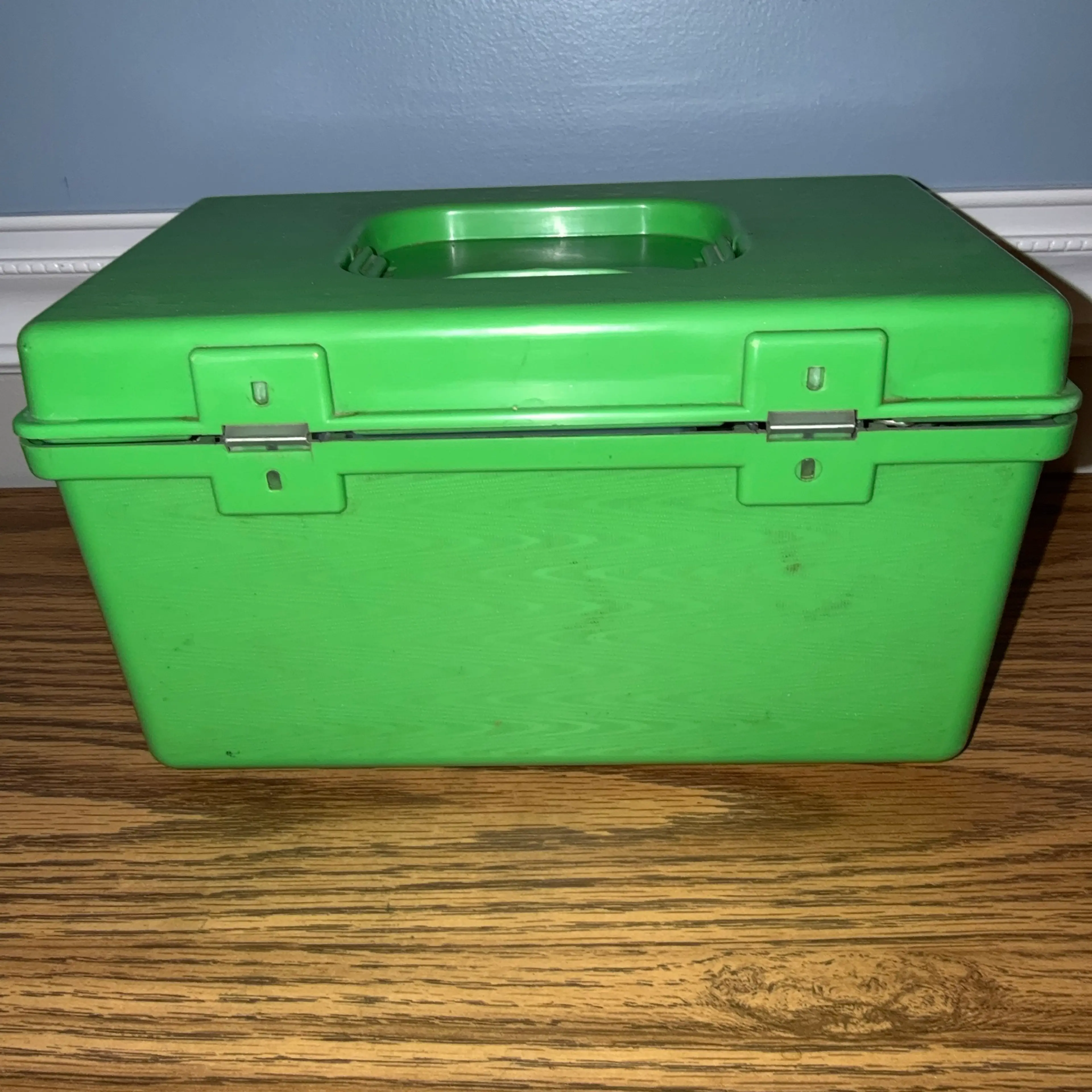 Image 4 of 4