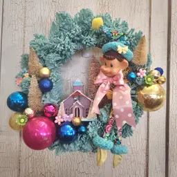 Christmas Wreath in Teal and Pink