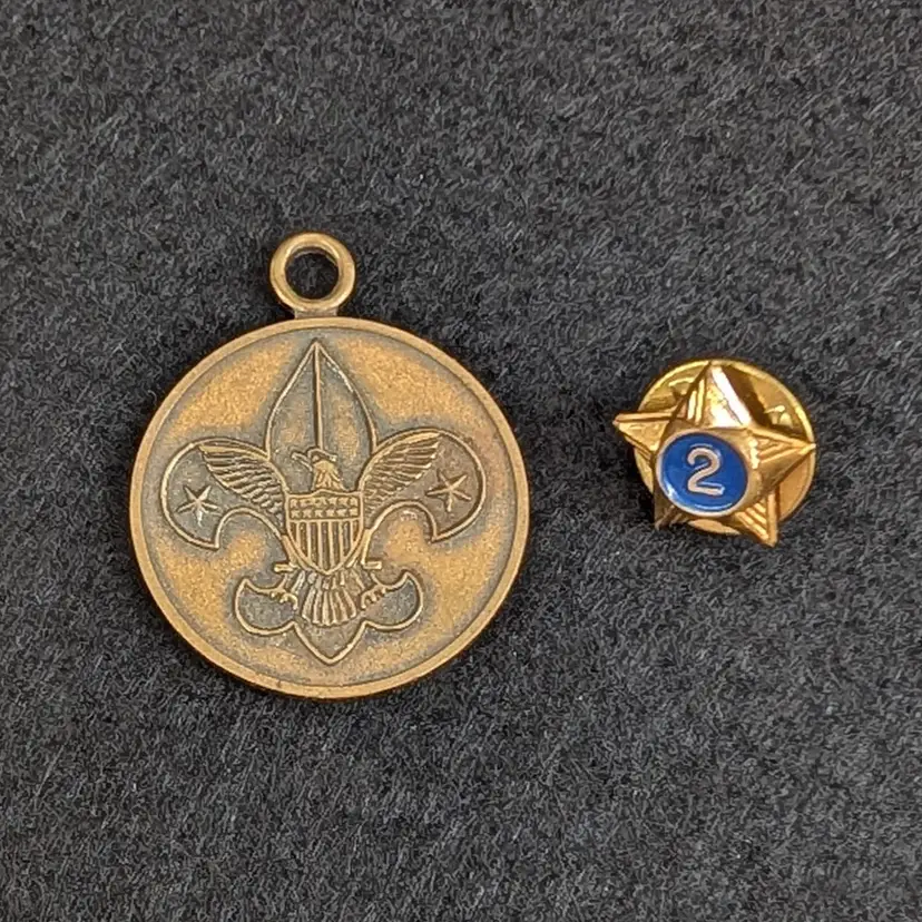 Vintage Boy Scouts Key Chain Fob BSA Scout Oath Metal Token Charm Pendant 2 Year