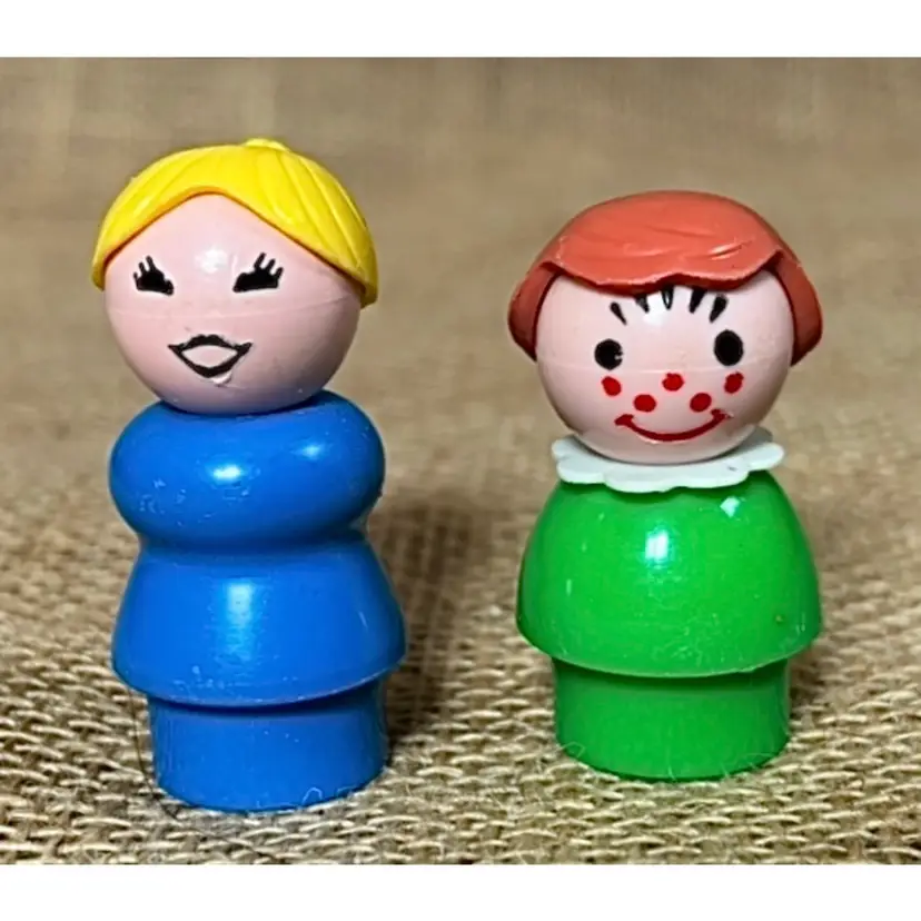 Vintage Fisher Price Little People Blonde Woman Girl w Freckles Mother Daughter