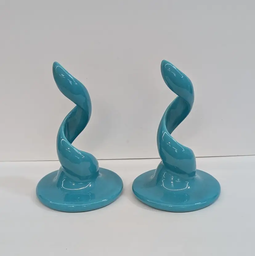 Vintage Pair of Teal Turquoise Metlox Pottery Poppytrail Spiral Candlesticks