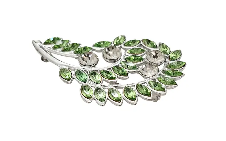 Silver Tone 1950’s New Old Stock Paisley Brooch Green Clear Rhinestone Pin E893