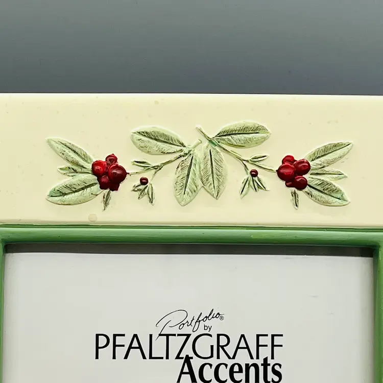 Pfaltzgraff Accents Burnes of Boston Winterwood Picture Photo Frame Decor