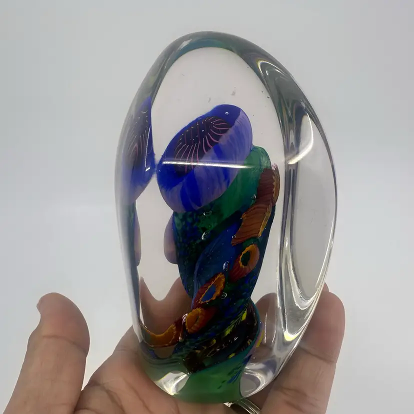 Henry Vitra 98 Signed Coral Design Art Glass Paperweight 5β