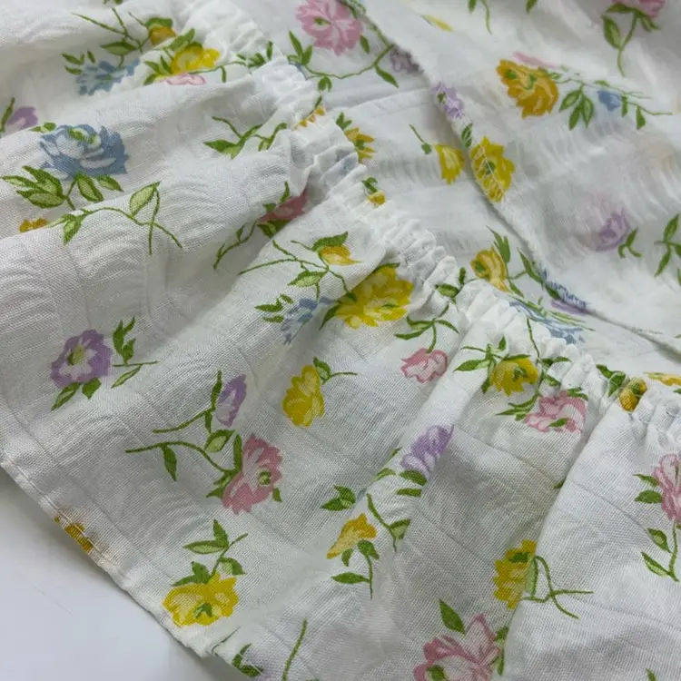 Floral Seersucker Full Bedspread Ruffle Edge Coverlet 90x110