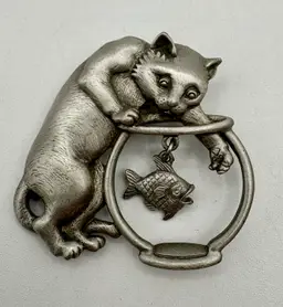 Vintage JJ Jonette Silver Cat In The Fishbowl With Dangling Fish Fashion Brooch