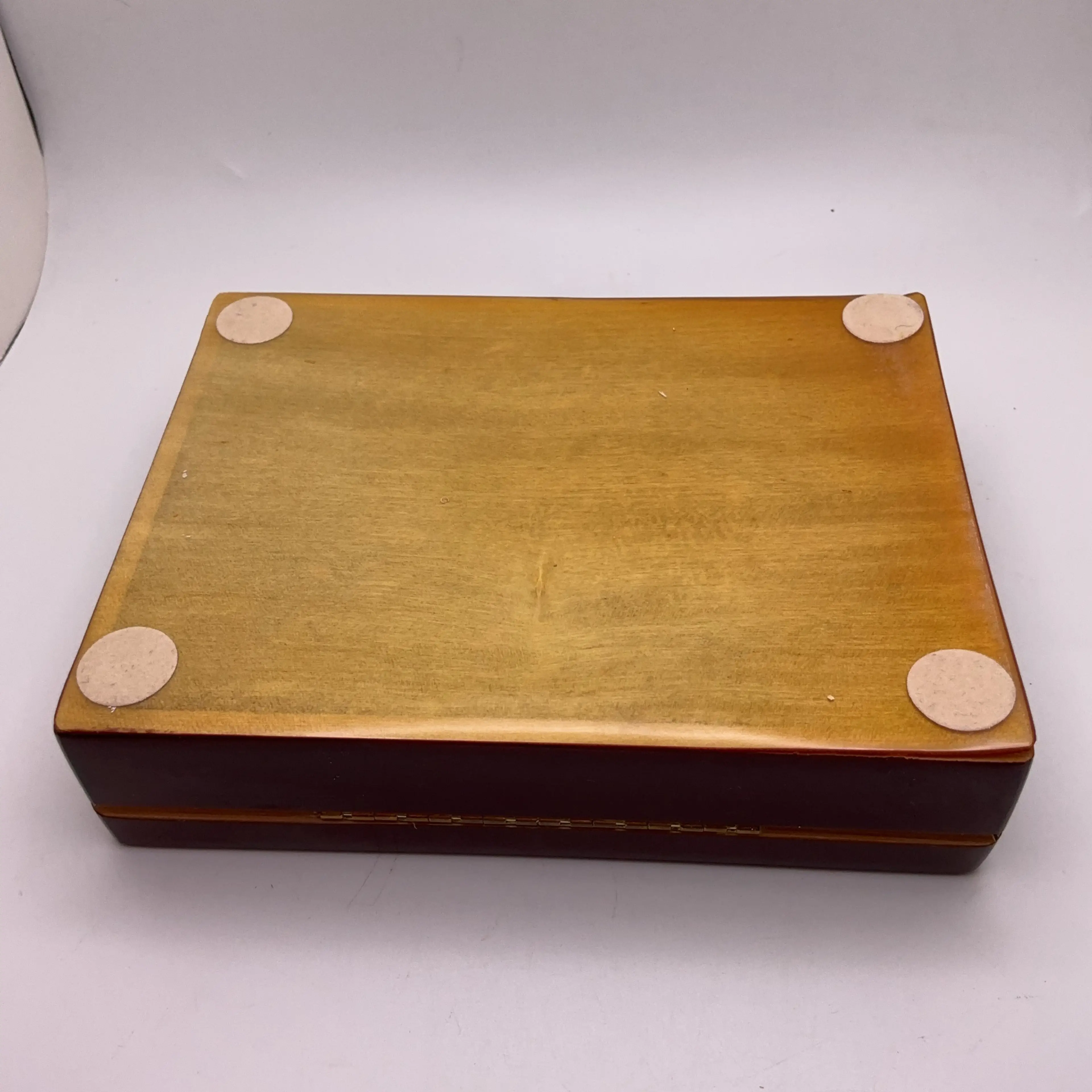 Image 3 of 6