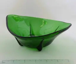 Anchor Hocking Emerald Green Glass Candy / Nut Dish