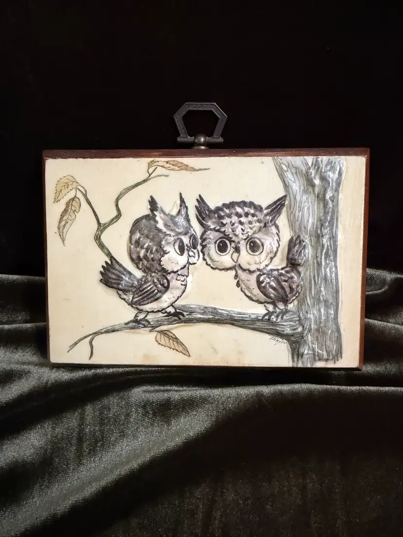 Vintage 1970s 3D mixed media art plaque featuring two cartoon owls on a tree branch. 
Signed Thayer