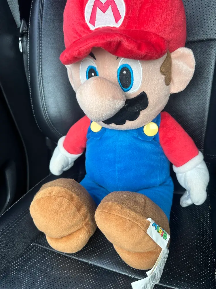 Official Nintendo Super Mario Bros  Plush 22” Jumbo with Hideaway pocket 2012