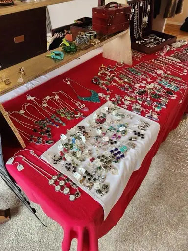 Pop up Estate Sale Jewelry 
