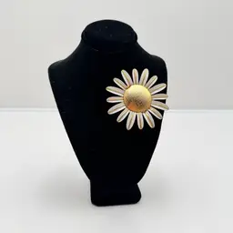 Vintage Avon Perfume Locket Daisy Floral Brooch