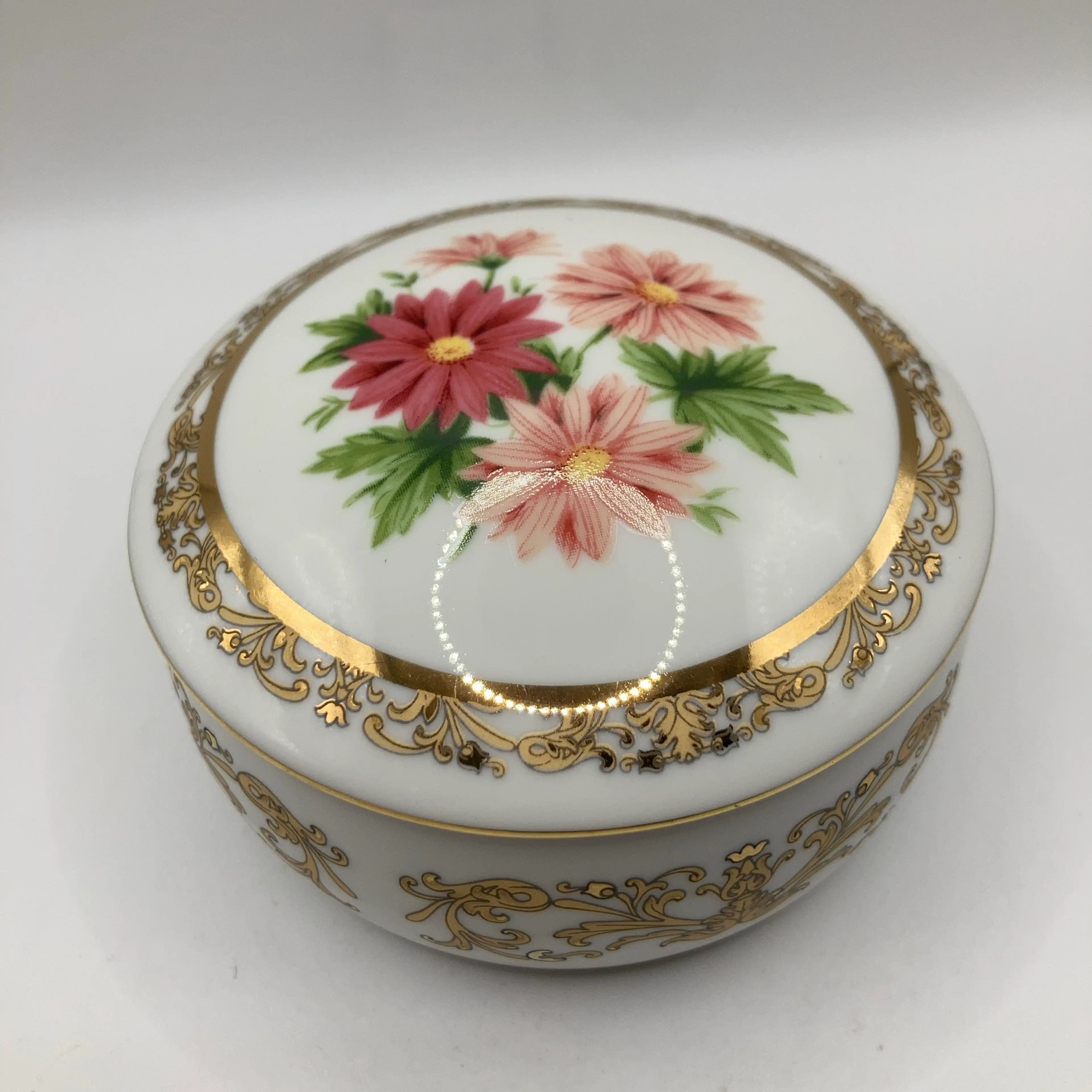Image 2 of 12