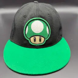 Super Mario Hat Cap Fitted L/XL Green Mushroom Flat Bill 2011 Nintendo Black