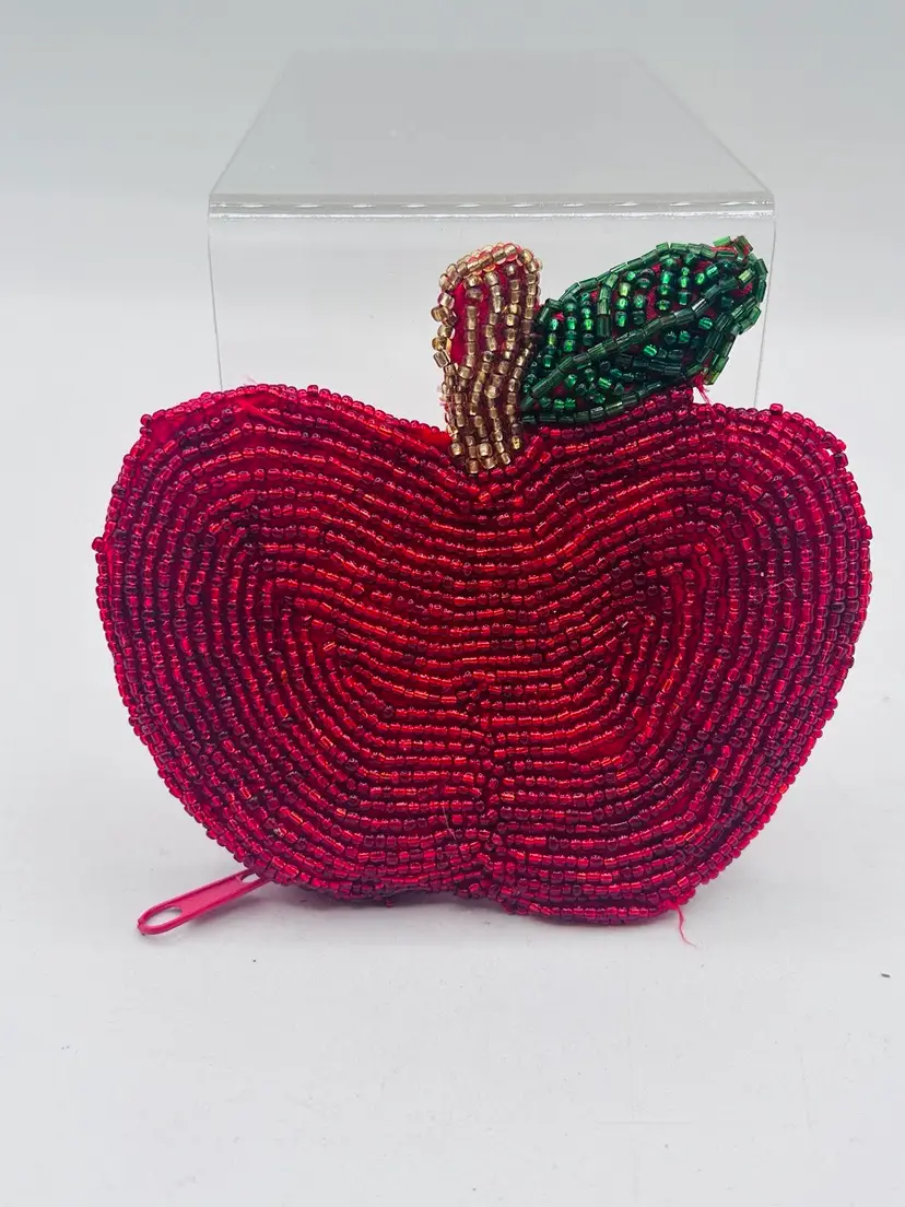 Apple Beaded Change Purse With Side Zipper 