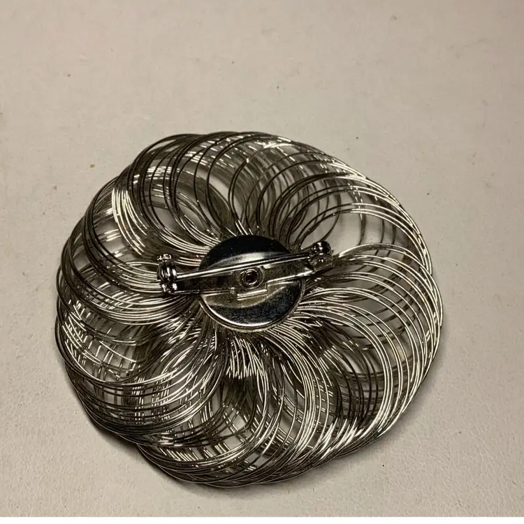 Silver Wire Swirl Brooch 2.5”