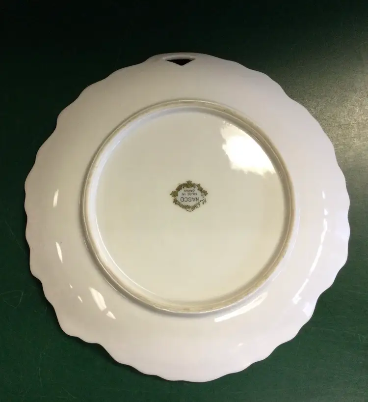 Basic leaf Shaped Plate