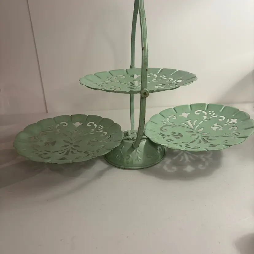 Vintage Flower Decorated 3 Tier Serving Platter