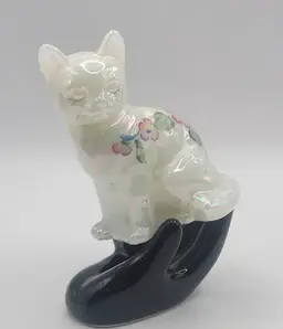Fenton White Iridescent Handpainted Florals Glass Cat • P. Lauderman • 3.75"H