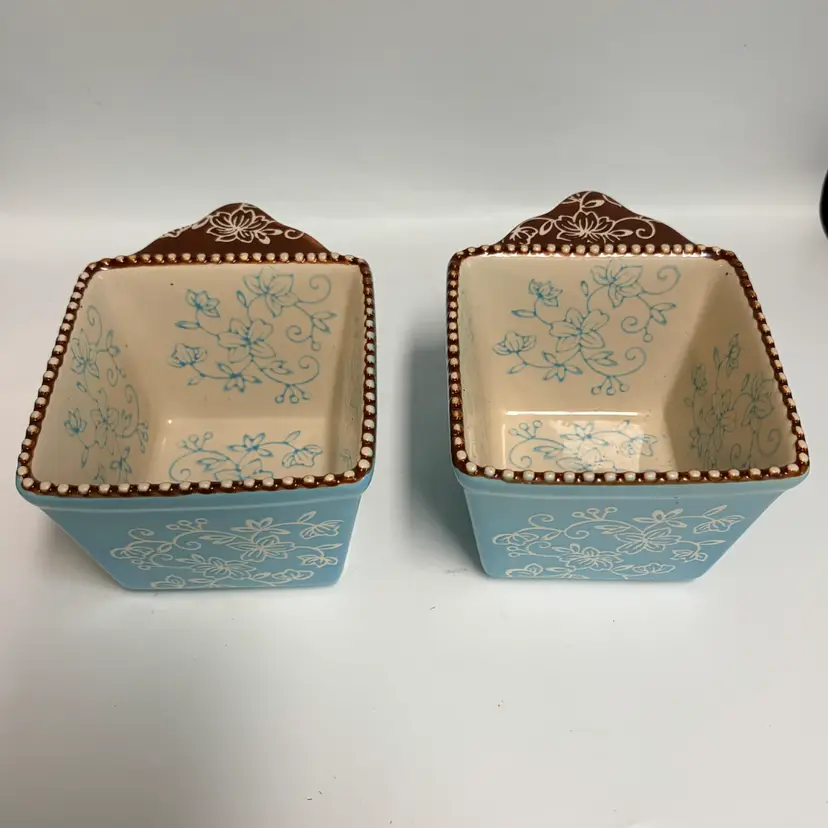 Set Of 2 Temptations By Tara 10 0z Blue Floral Lace Square Ramekins