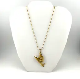 Vintage Gold Tone Bird Pendant on 17” Gold Tone Snake Chain