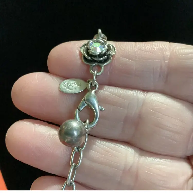 Retired Silvertone Premier Design Flower Chain  Necklace With Irridesent Glass Rhinestones