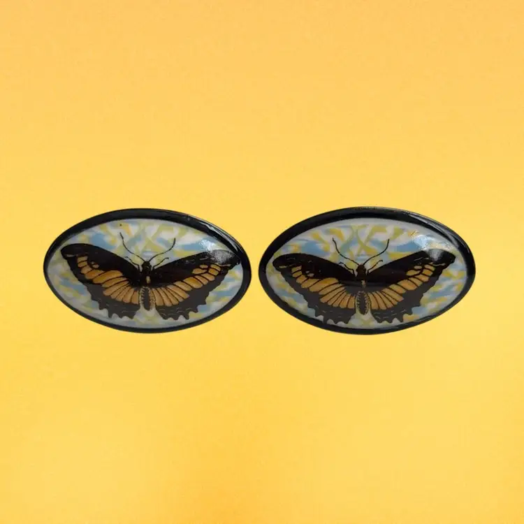 Lot (2) Anthropologie Ceramic Butterfly Drawer Pulls Y2K