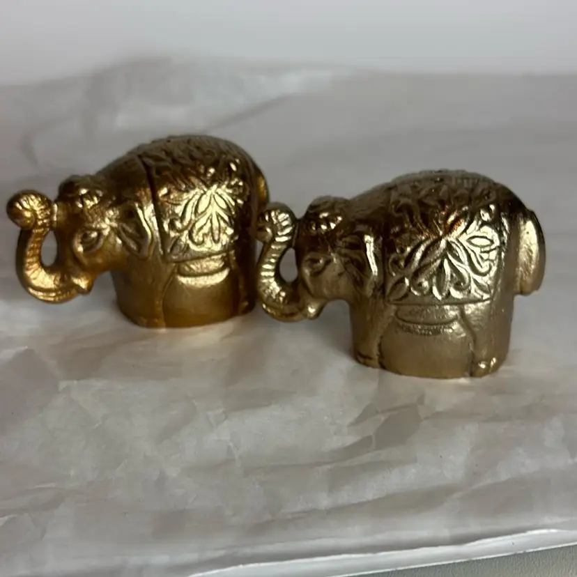 Gold Tone Elephant Salt And Pepper Shakers