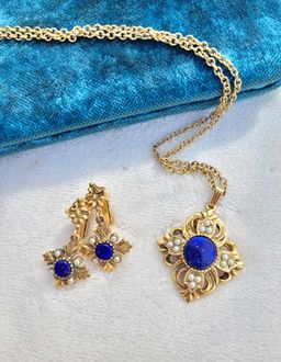 Vtg Avon Victorian Collection Blue Faux Lapis Pearl Necklace & Earring Set