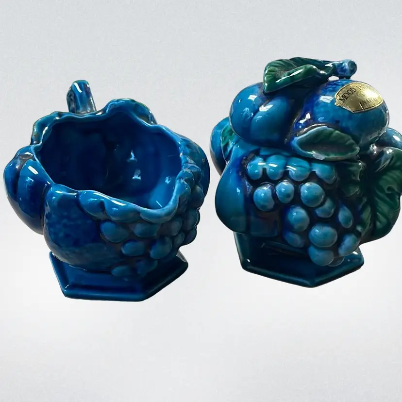 Vintage Inarco
Fruit Indigo
Sugar And Creamer