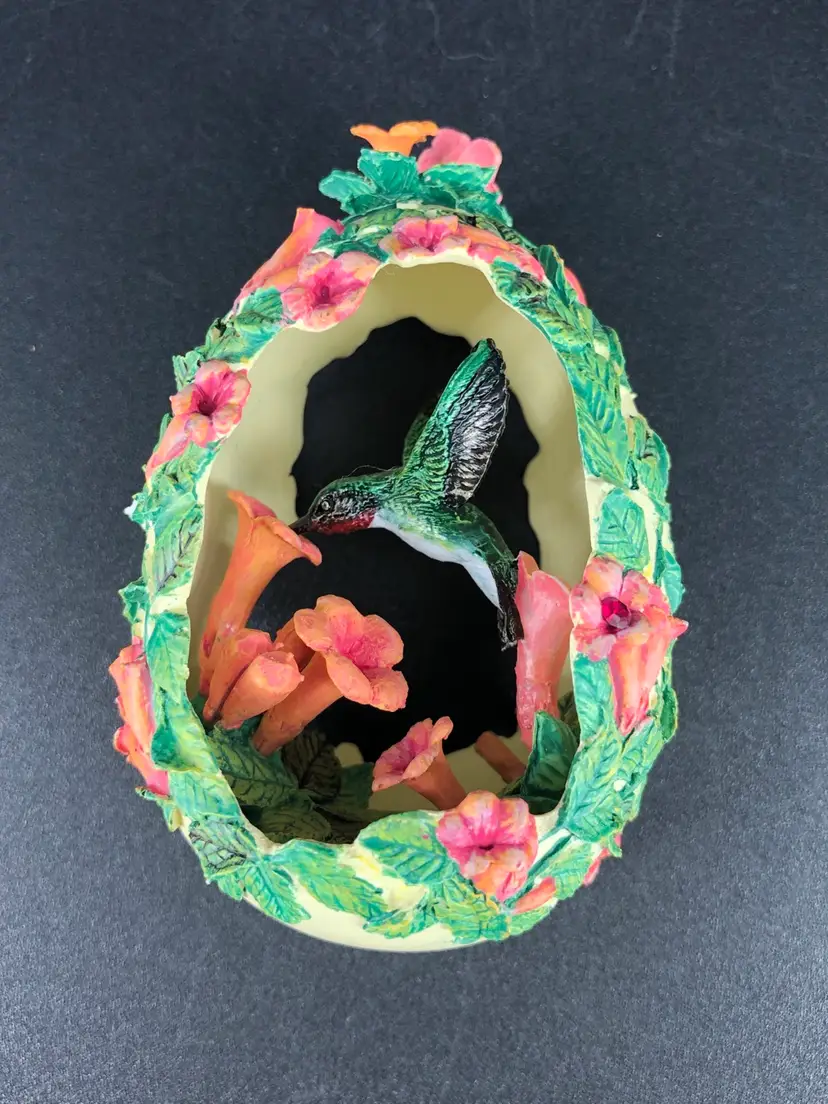 Franklin Mint House of Faberge Hummingbird Jeweled Garden Egg Treasure in Garden