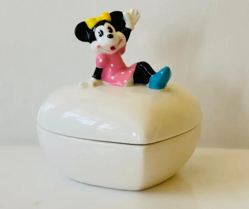 #01 - Vintage Disney Minnie Mouse Porcelain Heart-Shaped Trinket Box from Japan 4.5" T
