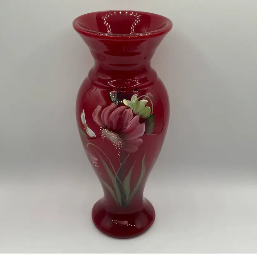 Z.Fenton Ruby Red Floral Vase signed “Tg Mendenhall” 10.75"Hx4" at the opening🌹