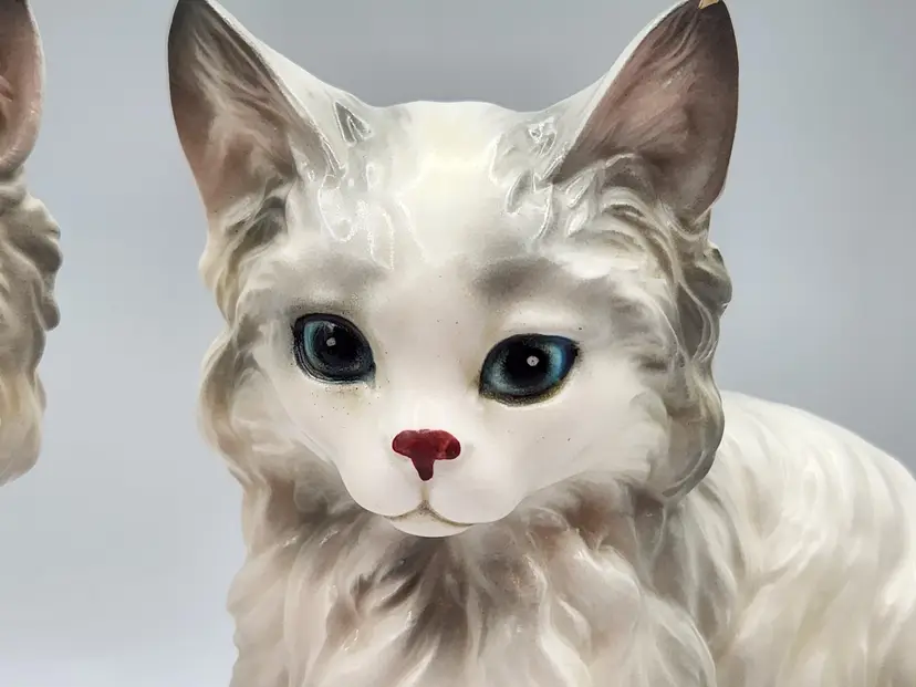 Pair Of White Cats Figurines