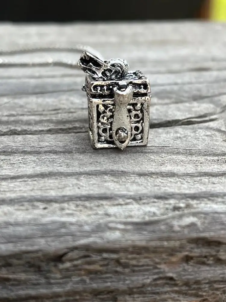 Keepsake Locket Box Necklace #2