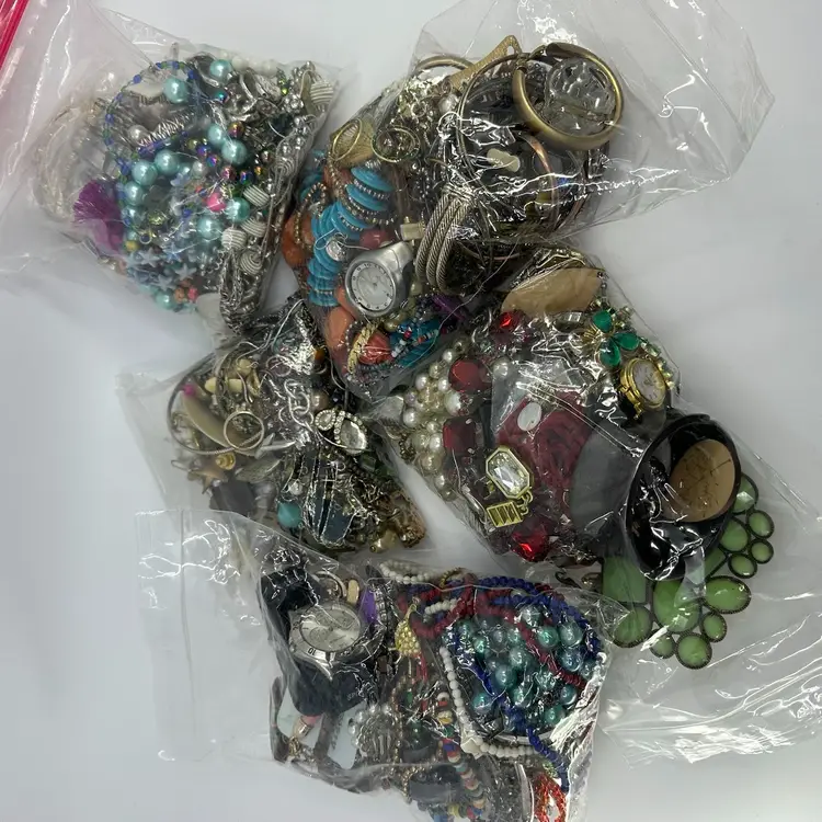 Craft Lot $5SB Choice Of Bag