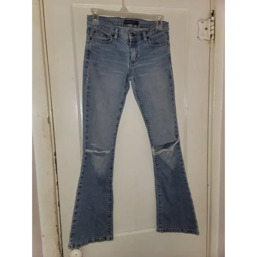 American Eagle Jeans Womens Size 2 Distressed Light Wash Denim