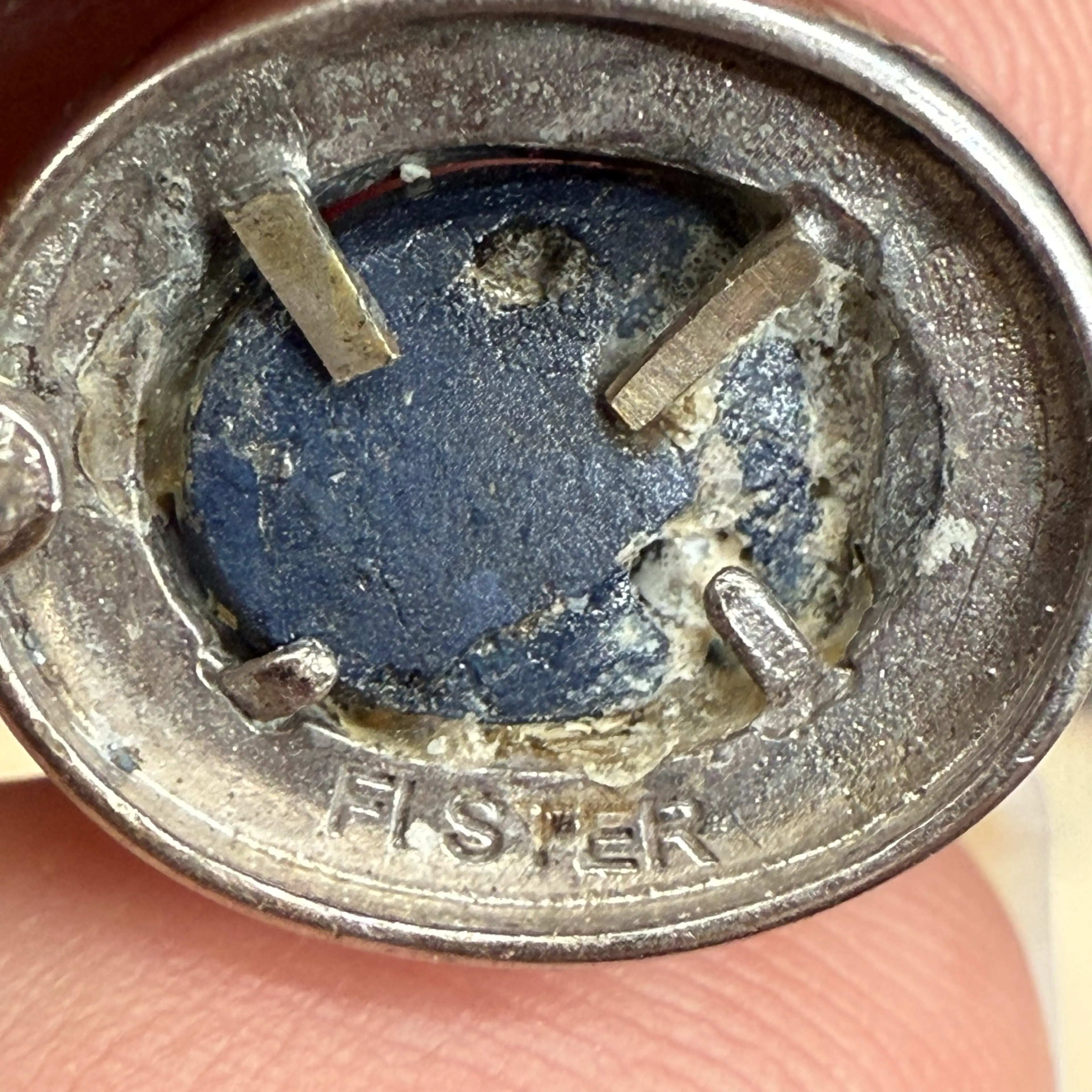 Image 4 of 4