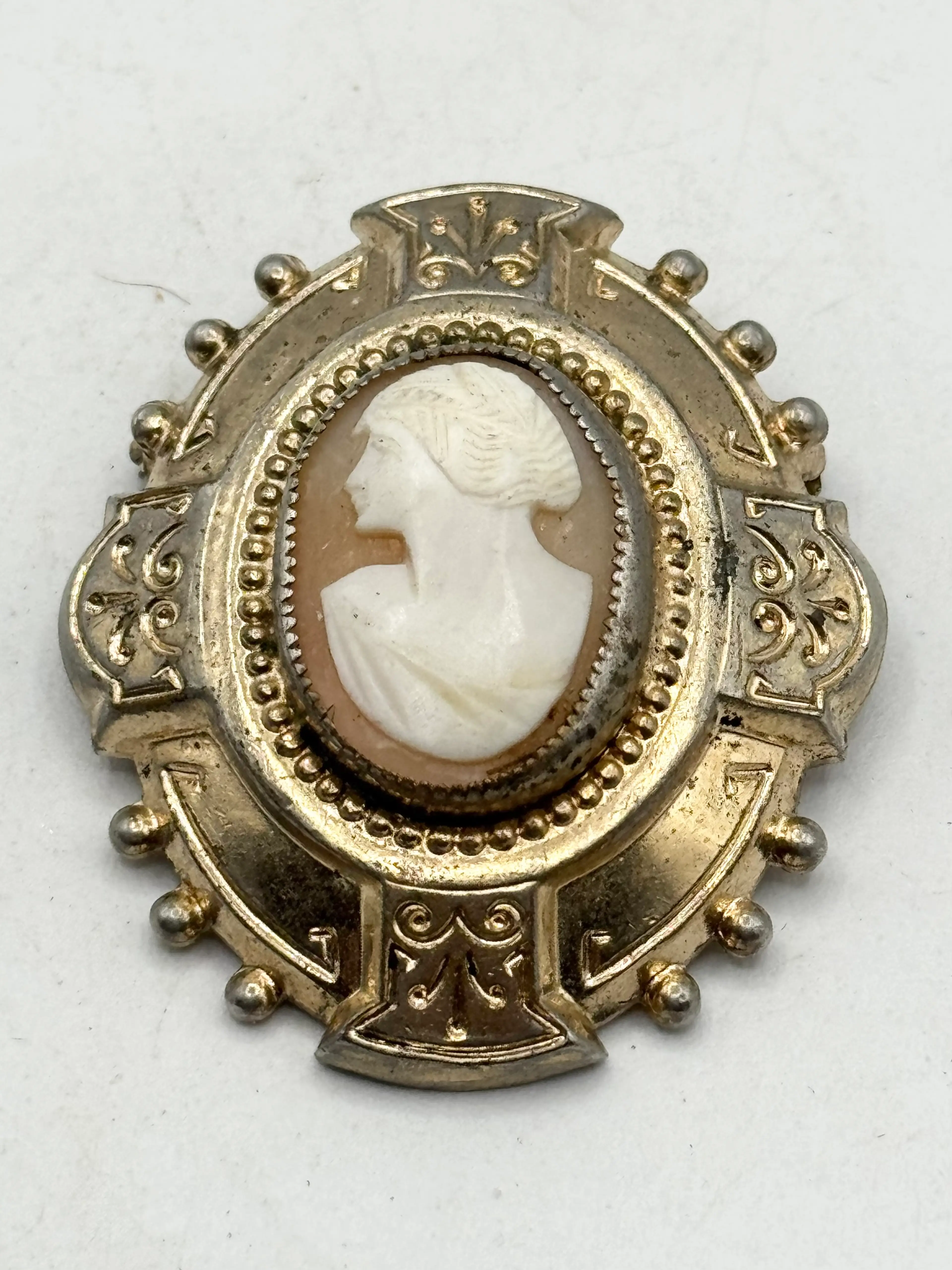Brooch