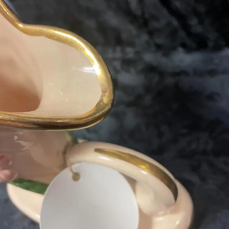 Hull Pink Magnolia Cornucopia Vase