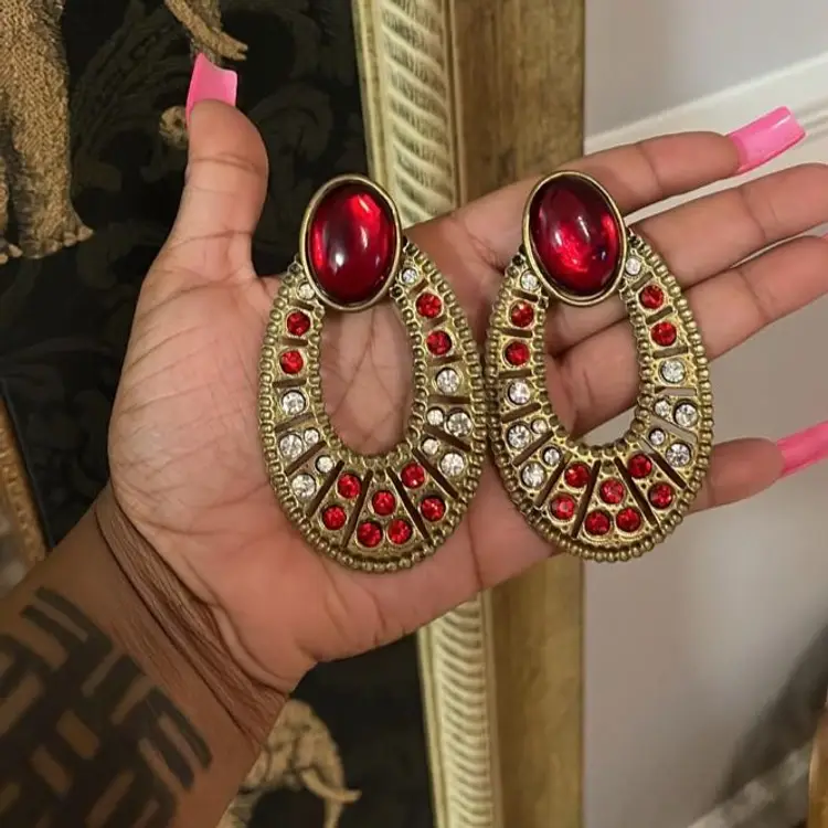 Massive 80s Clip Ons