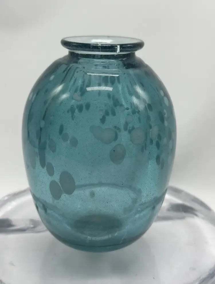 Vintage Paperweight Vase Art Glass Paul Manners 1972 Vase Signed